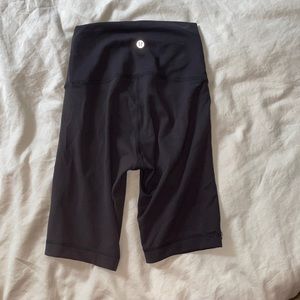 LULULEMON *ICONIC* biker shorts